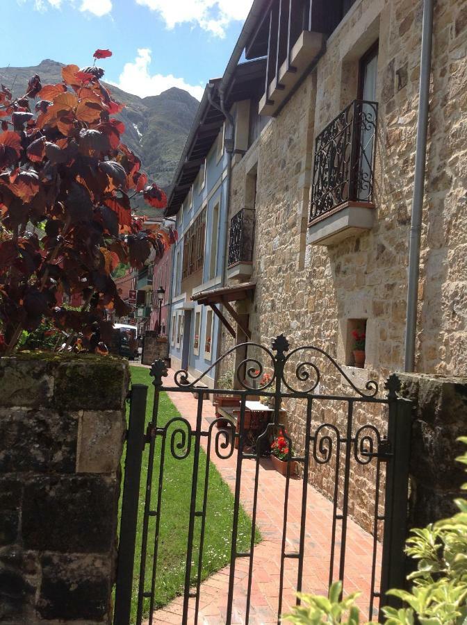 Casa De La Tila Leilighet Arenas De Cabrales Eksteriør bilde